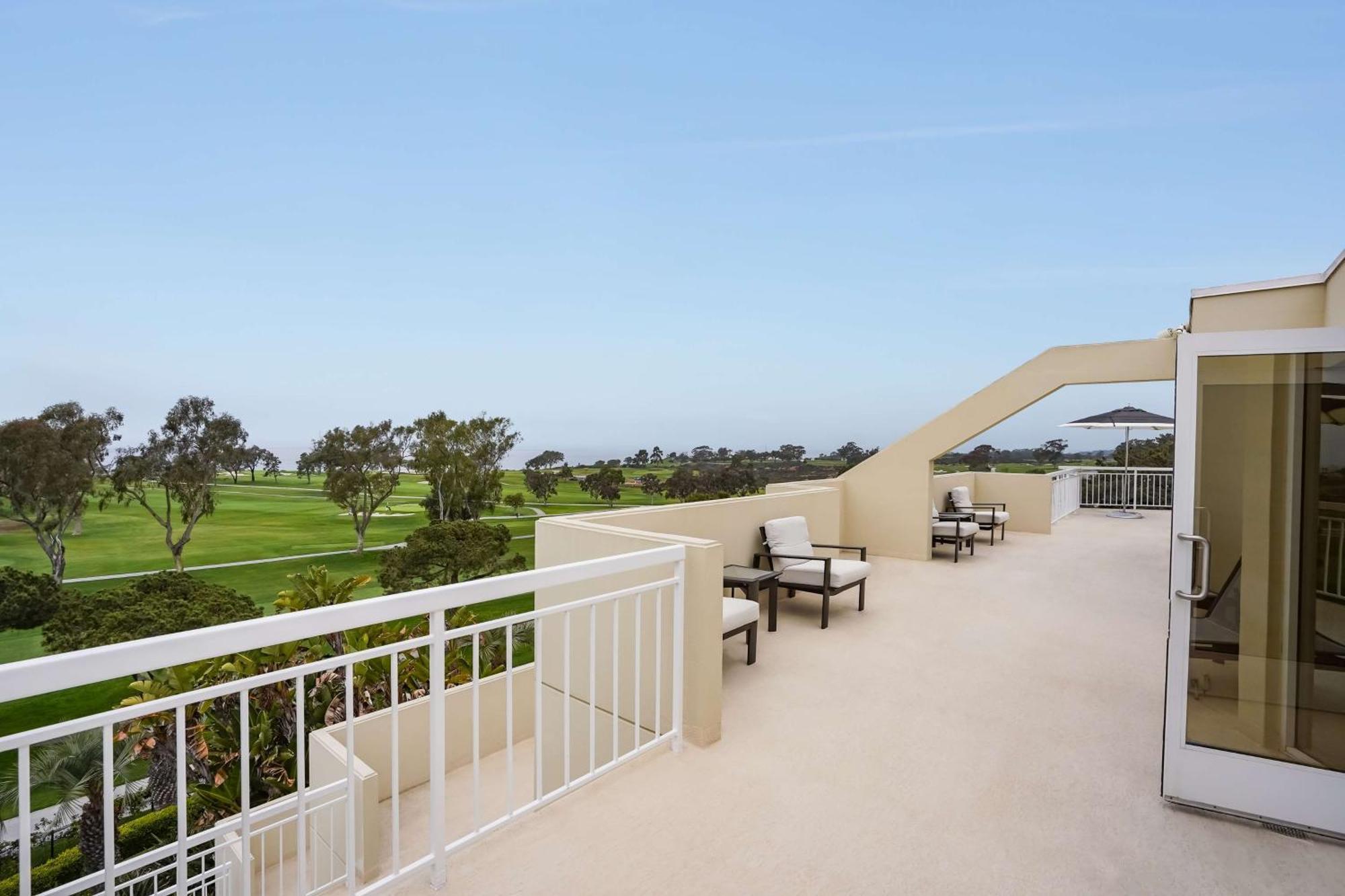 Hilton La Jolla Torrey Pines Hotel San Diego Exterior photo