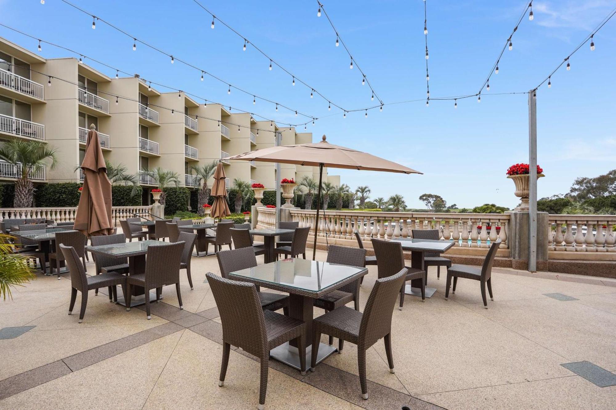 Hilton La Jolla Torrey Pines Hotel San Diego Exterior photo