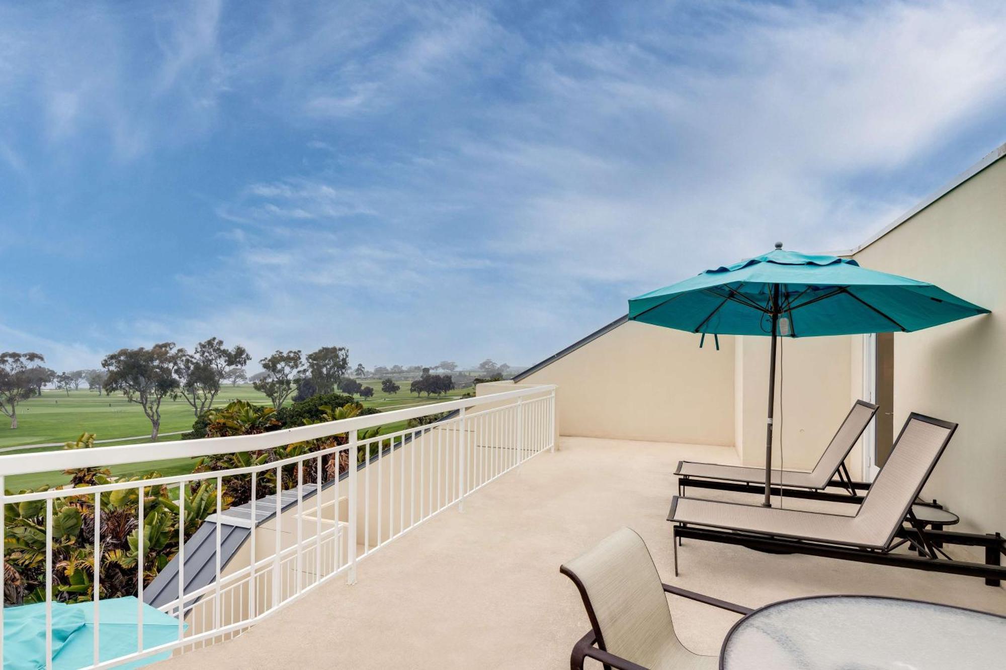 Hilton La Jolla Torrey Pines Hotel San Diego Exterior photo